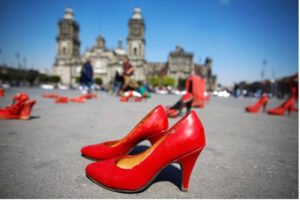 Lee más sobre el artículo Violencia de Género: Un Hilo Conductor Histórico
